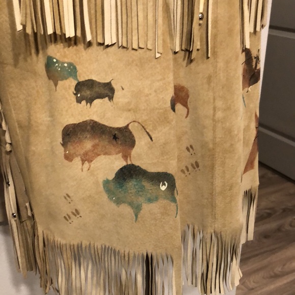Western Suede Hand Painted Jacket by Patty Lewis Native American - Picture 9 of 16